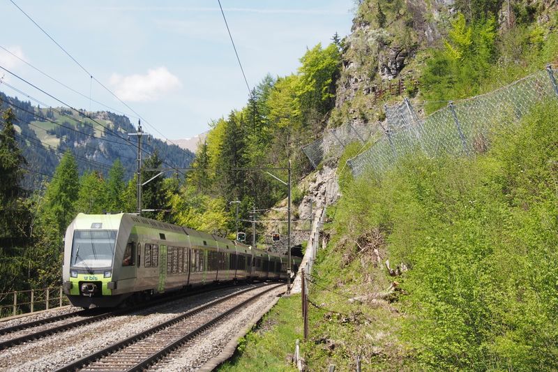 Datei:Eisenbahn-Schweiz-2267.JPG