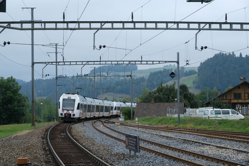 Datei:Eisenbahn-Schweiz-4907.JPG