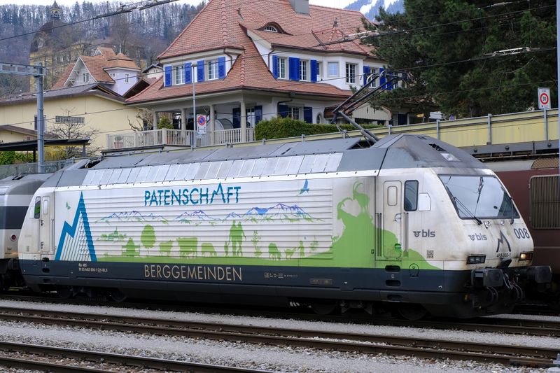Datei:Eisenbahn-Schweiz-6769.JPG