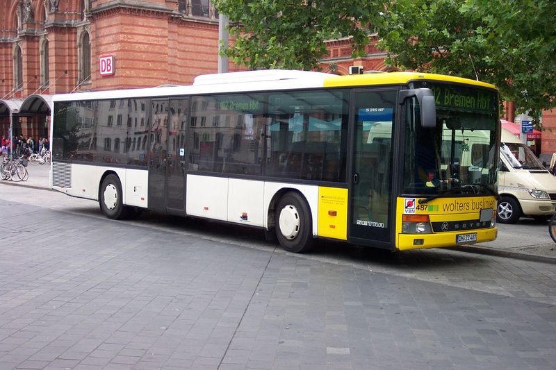 Datei:Setra S315NF Wol487 (2).jpg